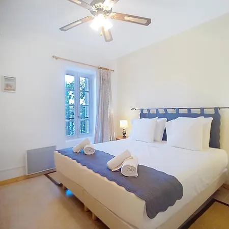 Tatil Evi Maison Du Porche 4 Etoiles, Piscine, 10 Voyageurs *