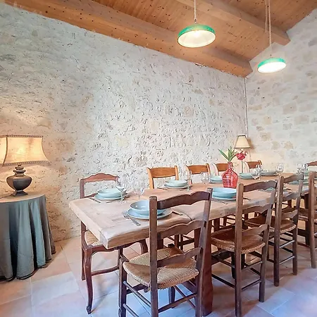 Maison Du Porche 4 Etoiles, Piscine, 10 Voyageurs Ferienhaus *