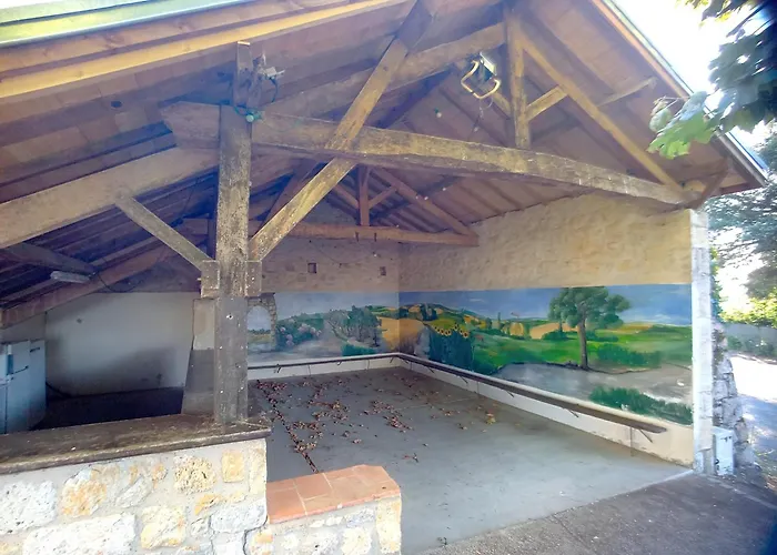 Maison Du Porche 4 étoiles, Piscine, 10 Voyageurs Сasa de vacaciones